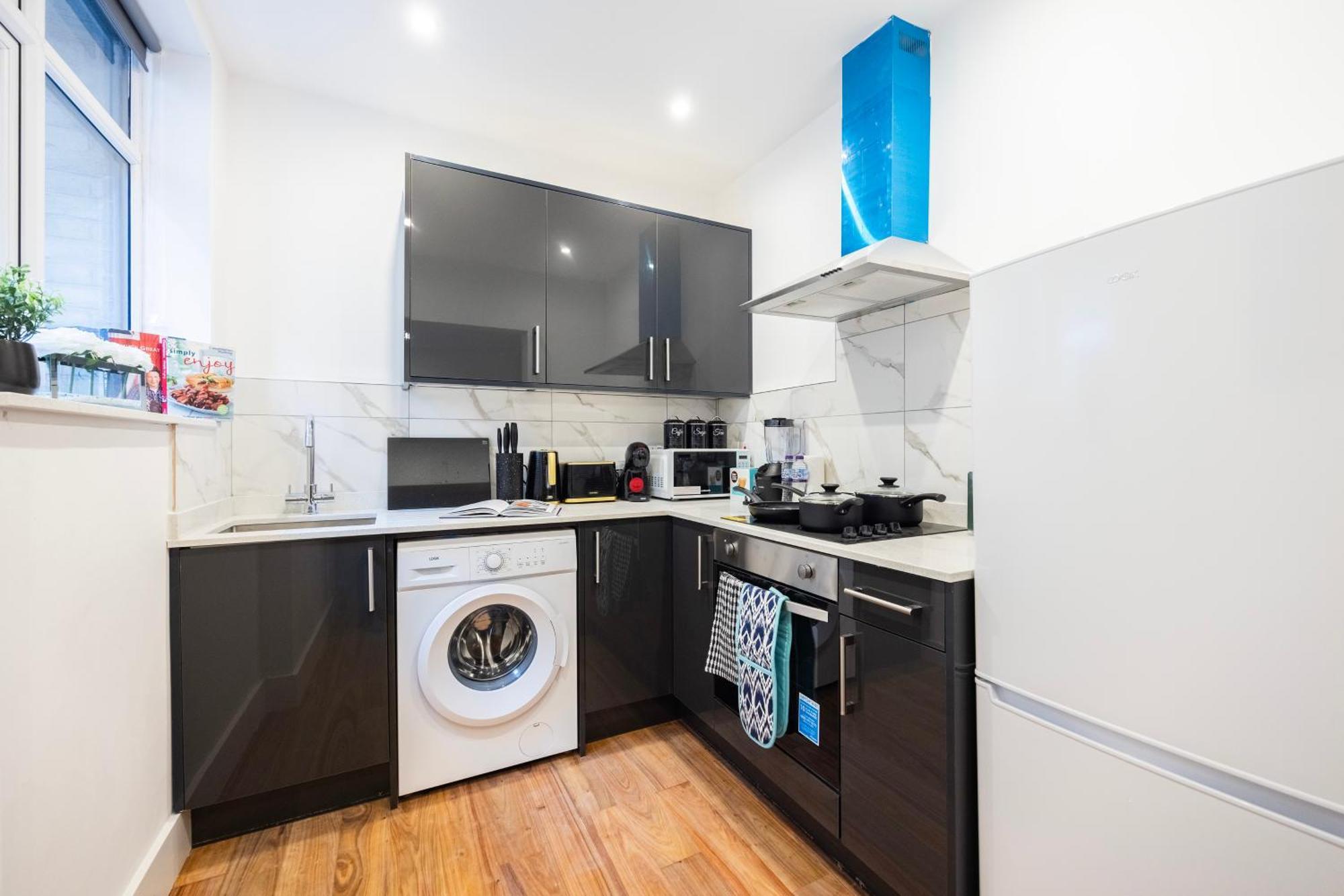 Block Of Apartments In Croydon ,Long Stays , Weekly & Monthly Offers , Contractors , Relocations , Leisure & Family Stays Экстерьер фото