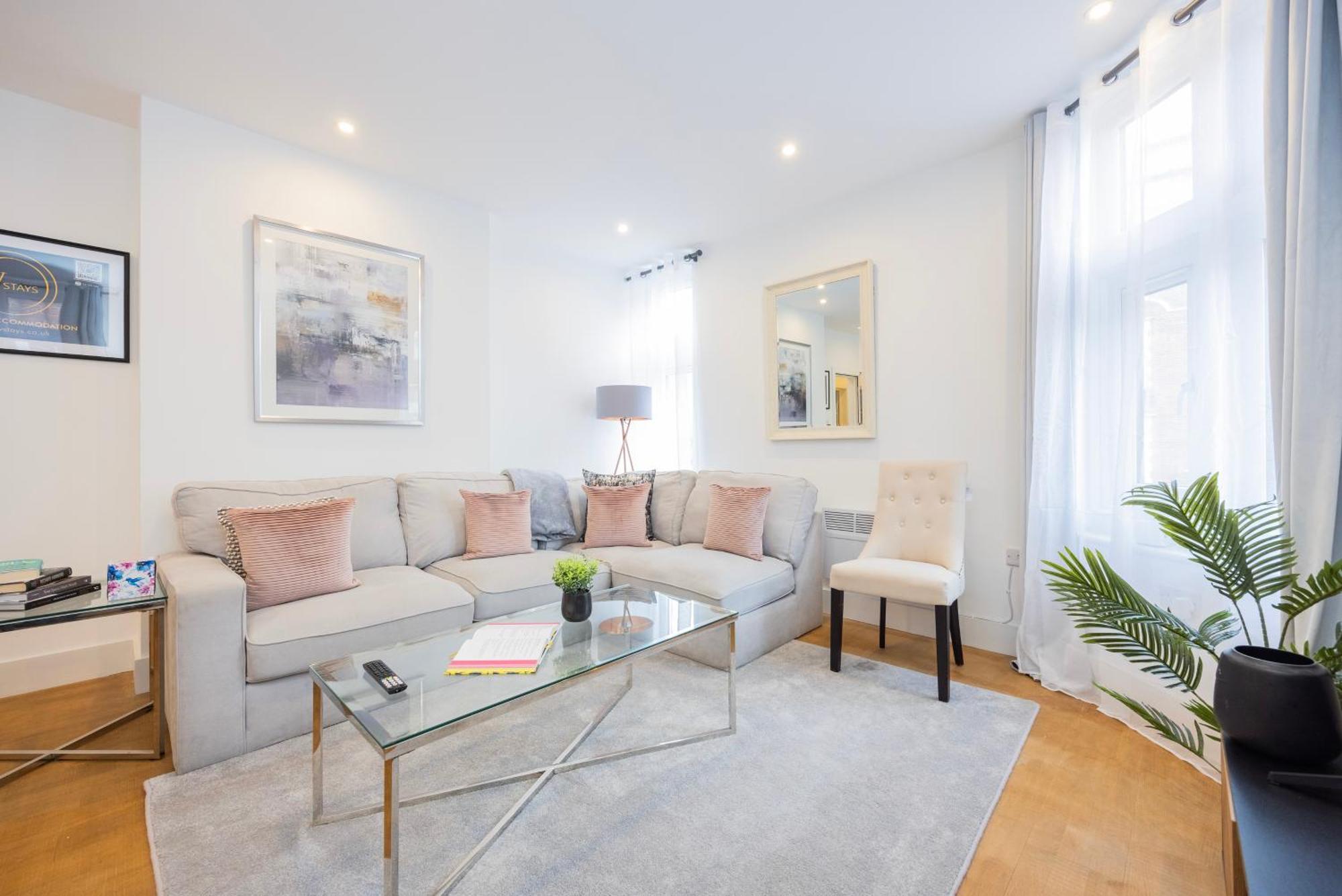 Block Of Apartments In Croydon ,Long Stays , Weekly & Monthly Offers , Contractors , Relocations , Leisure & Family Stays Экстерьер фото