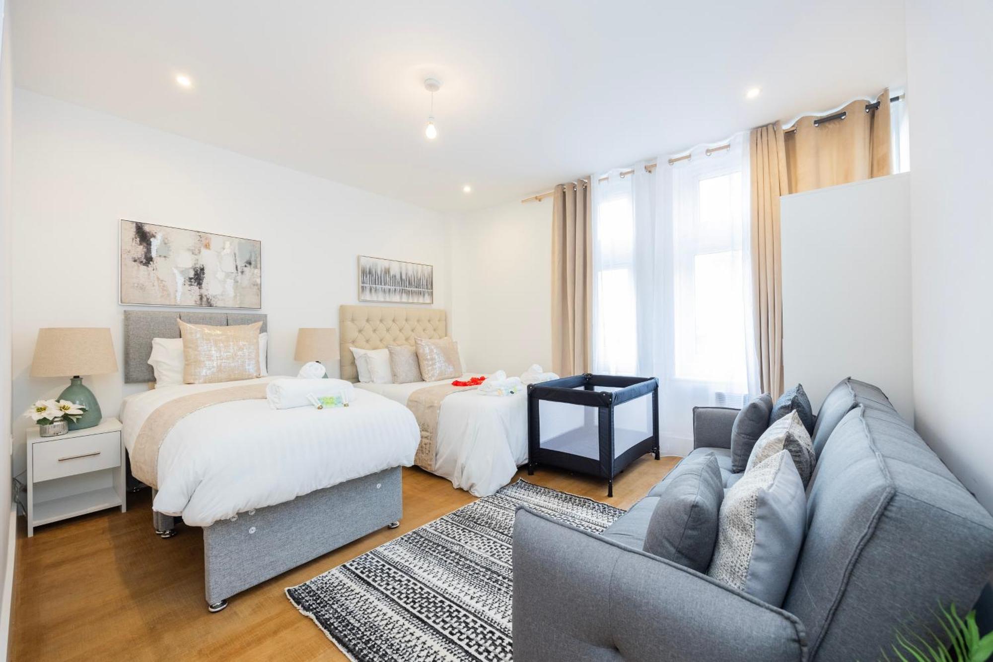 Block Of Apartments In Croydon ,Long Stays , Weekly & Monthly Offers , Contractors , Relocations , Leisure & Family Stays Экстерьер фото