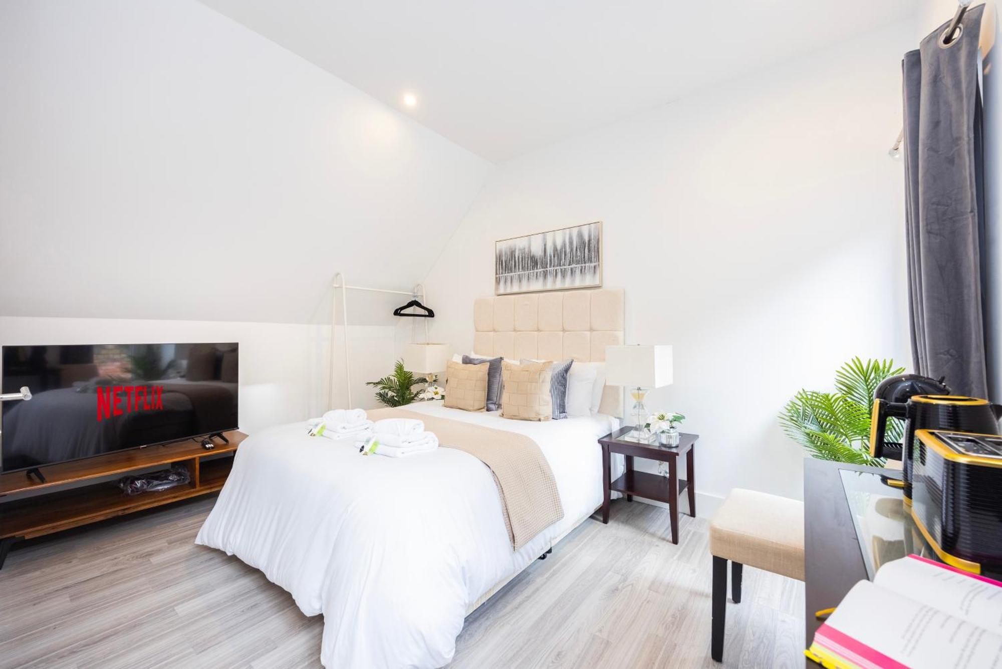 Block Of Apartments In Croydon ,Long Stays , Weekly & Monthly Offers , Contractors , Relocations , Leisure & Family Stays Экстерьер фото