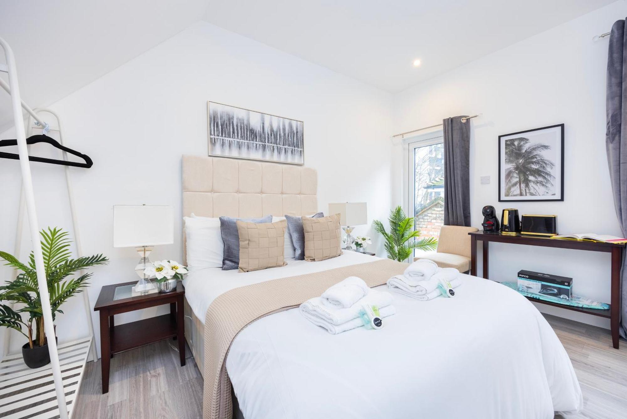 Block Of Apartments In Croydon ,Long Stays , Weekly & Monthly Offers , Contractors , Relocations , Leisure & Family Stays Экстерьер фото